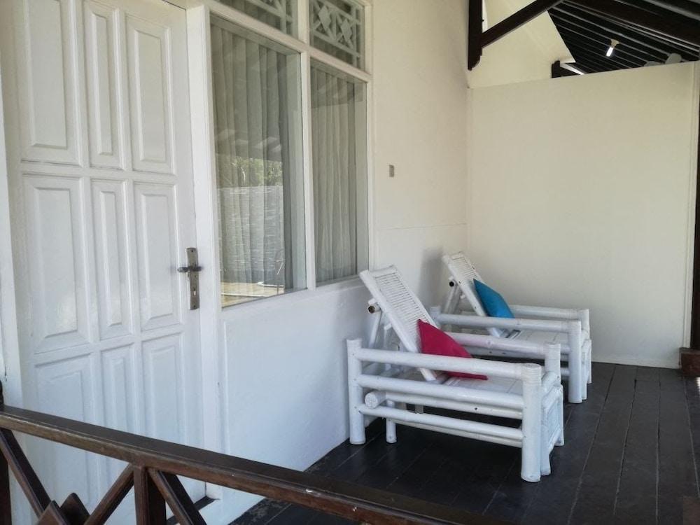 Wah Danima Resort & Restaurant Gili Trawangan Bagian luar foto