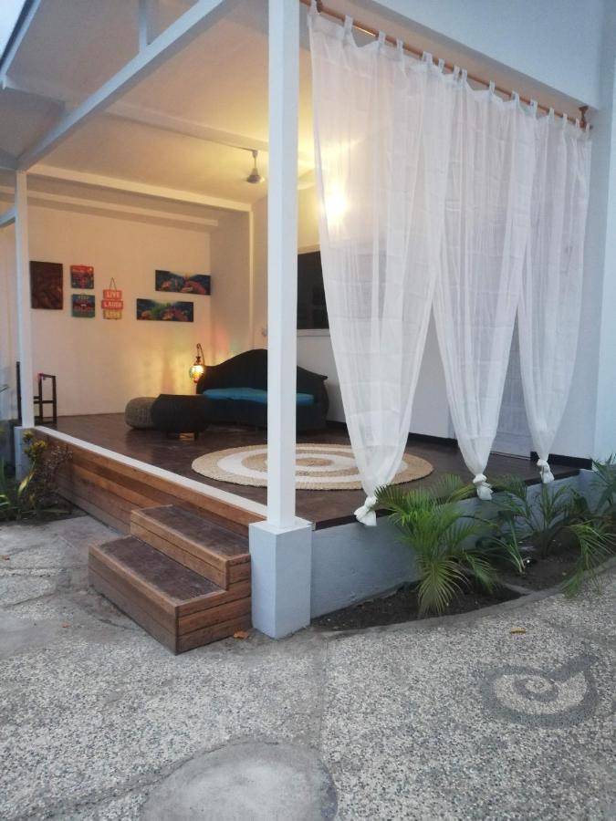 Wah Danima Resort & Restaurant Gili Trawangan Bagian luar foto